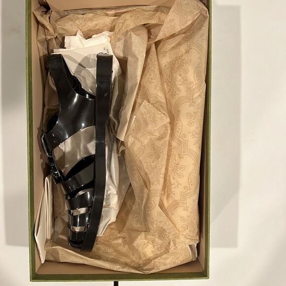 Brand new Gucci rubber sandals with box - Picture 3 of 7